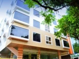 Hotel Sanman Gardenia Bangalore Esterno foto