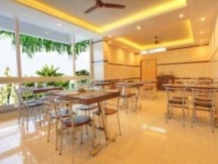 Hotel Sanman Gardenia Bangalore Esterno foto